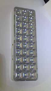 LED-Notfall-Lithiumbatterie, wiederaufladbare Mehrzweck-Campinglampe
