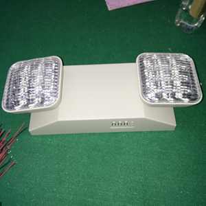 LED-Notfalllampe mit wiederaufladbarem Akku und zwei Scheinwerfern, nicht wartungsfrei