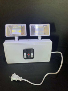 LED-Notlicht mit wiederaufladbarer Batterie und zwei Köpfen, 2 x 3 W